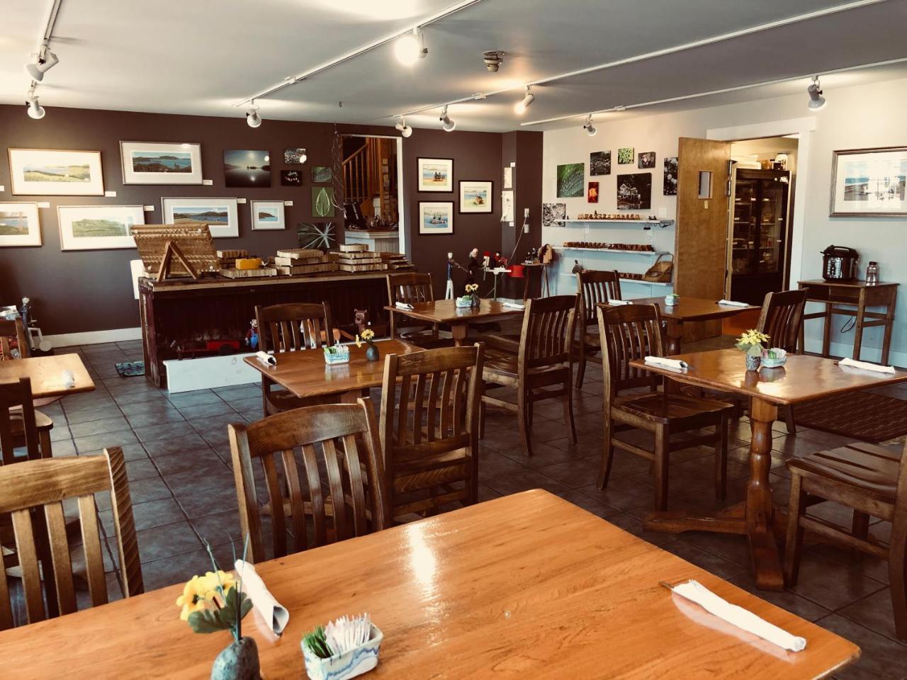 The Water'S Edge Inn & Gallery Baddeck Inlet Buitenkant foto